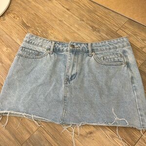 Edikted jean skirt never worn size medium